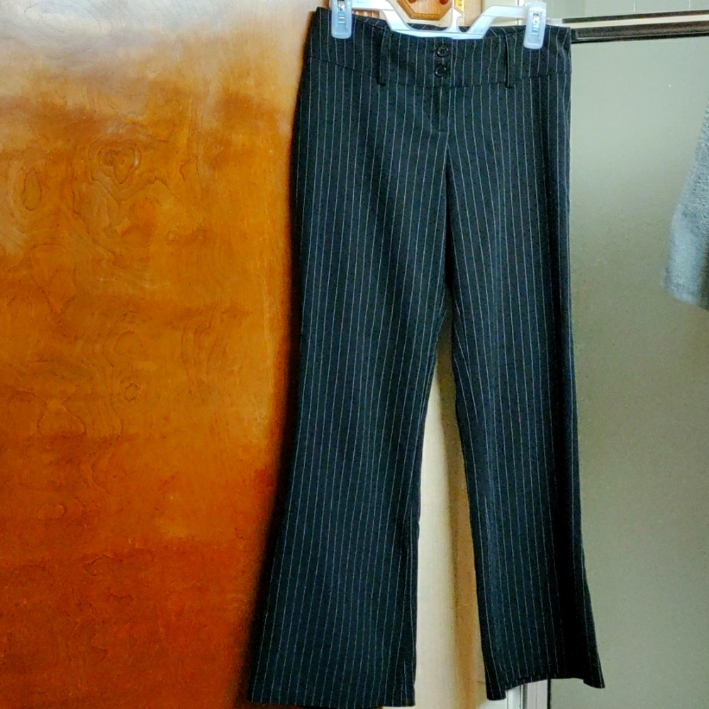 💥5/$10💥 Lola women Striped Dress pant